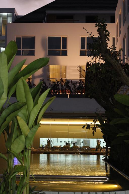 Harvestland Hotel Bali Kuta  Exterior photo